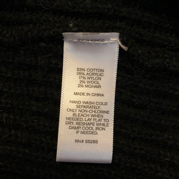 Black Express Sweater - Picture 4 of 4